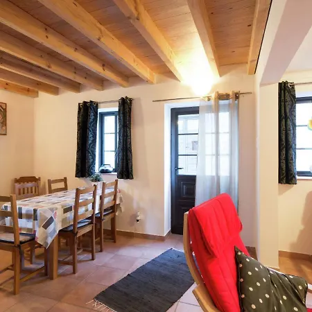 Σπίτι διακοπών Ideal Vacation Spot For Two Families Or A Group *